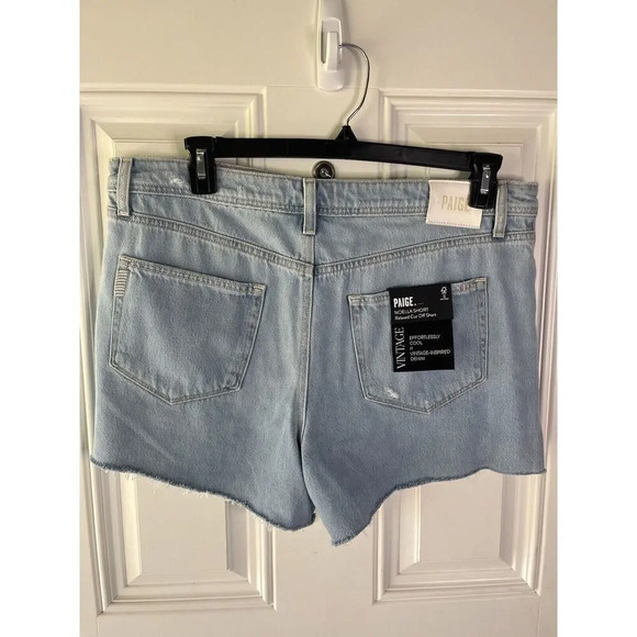 PAIGE NWT Women's Noella Cutoff Shrt Cvrd Btnfly Size 32 Light Denim - Picture 6 of 9